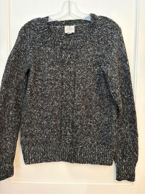 Fitted St. John's Bay Marled Black & White Crewneck Sweater Winter Cozy U1